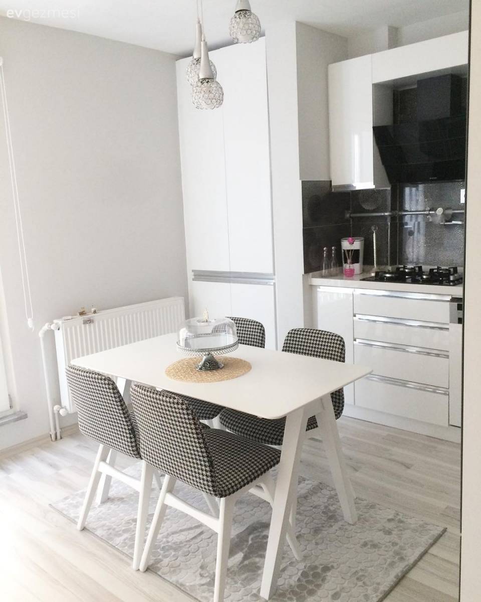 Modern ve klasiğin hoş bir karışımı. Uyumlu ve şık bir ev!