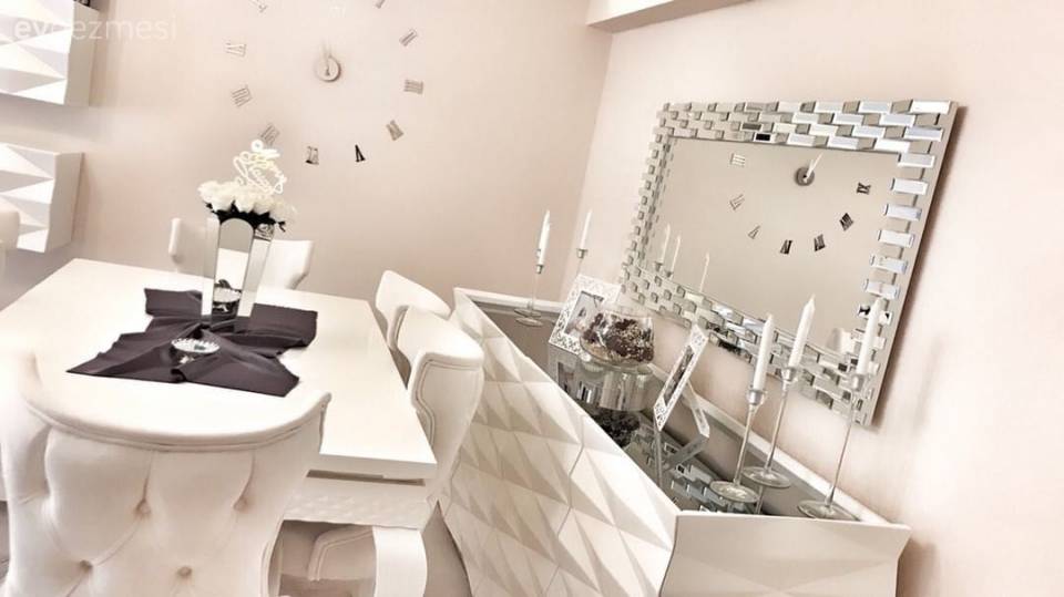 Klasiğe Modern Bir Yüz Kazandıran Bu Salonda Beyaz Aşkı Ön Planda