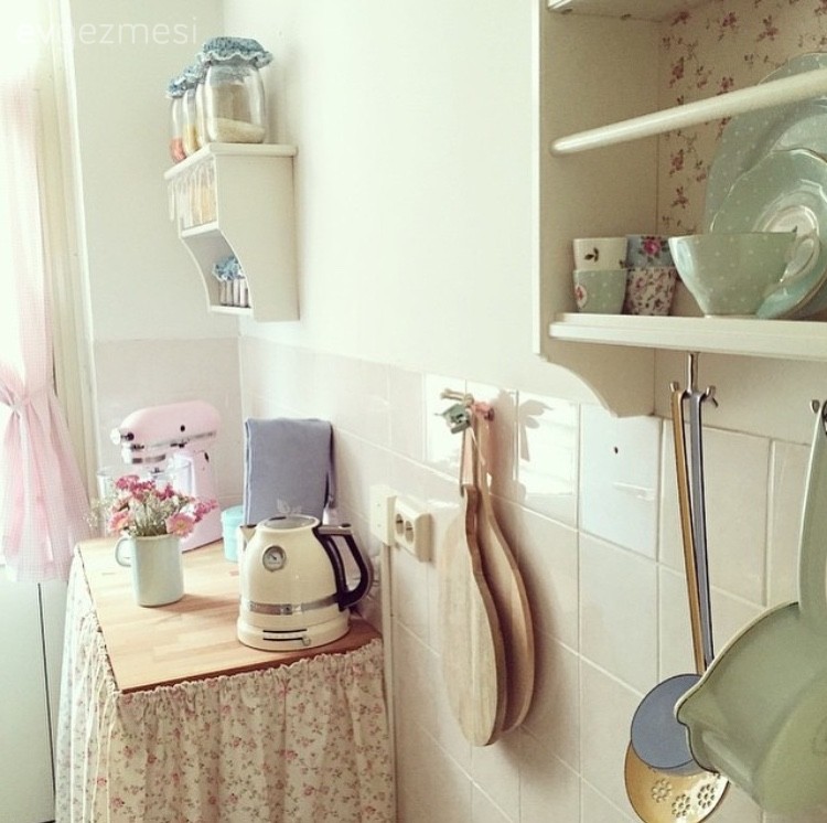 Ayşe hanımın antik stilde, sade ve göz alıcı evi..