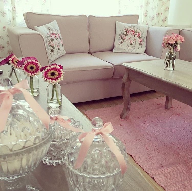 Ayşe hanımın antik stilde, sade ve göz alıcı evi..