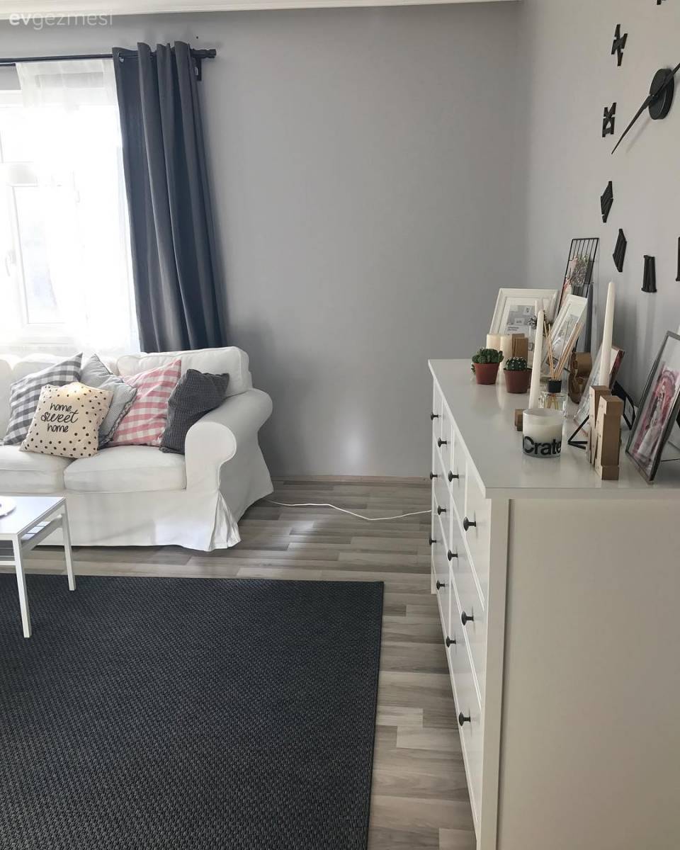 Modern stile kişisel dokunuşlar. Uyumlu ve keyifli bir ev..