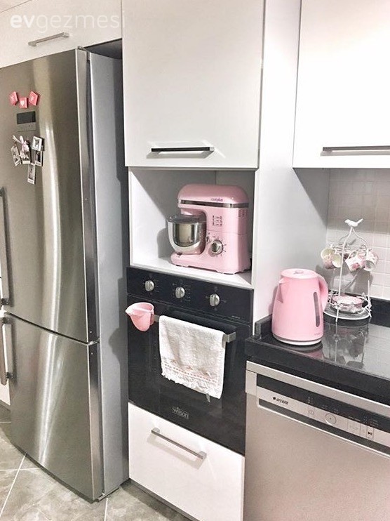 Sıcak renkler, zarif desenler: Fatma Nur hanımın tatlı evi..