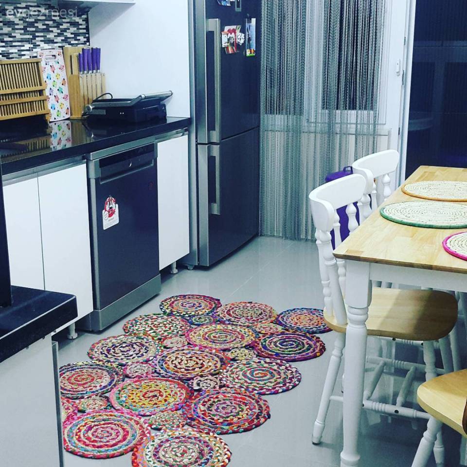 Country stile renkli bir yorum.. Yağmur hanımın neşeli evi.