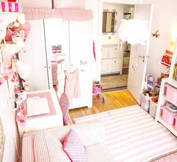 Karolina hanımın, sade ve iç açıcı, tatlı evi..