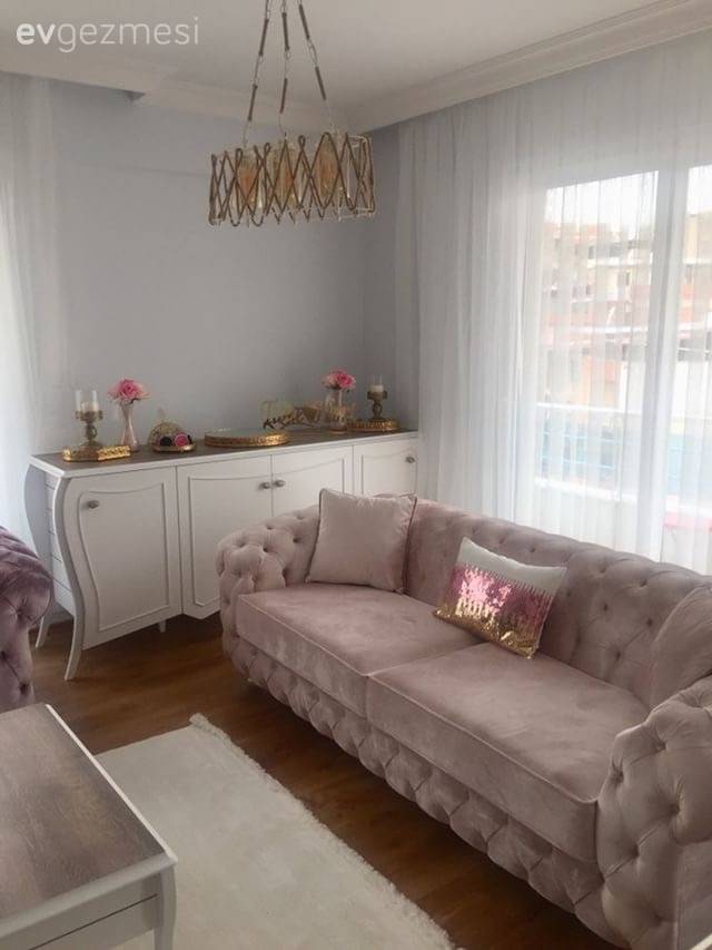 Keyifli ve Şık Bir Dekor: Tuğçe Hanım'ın Evinden..