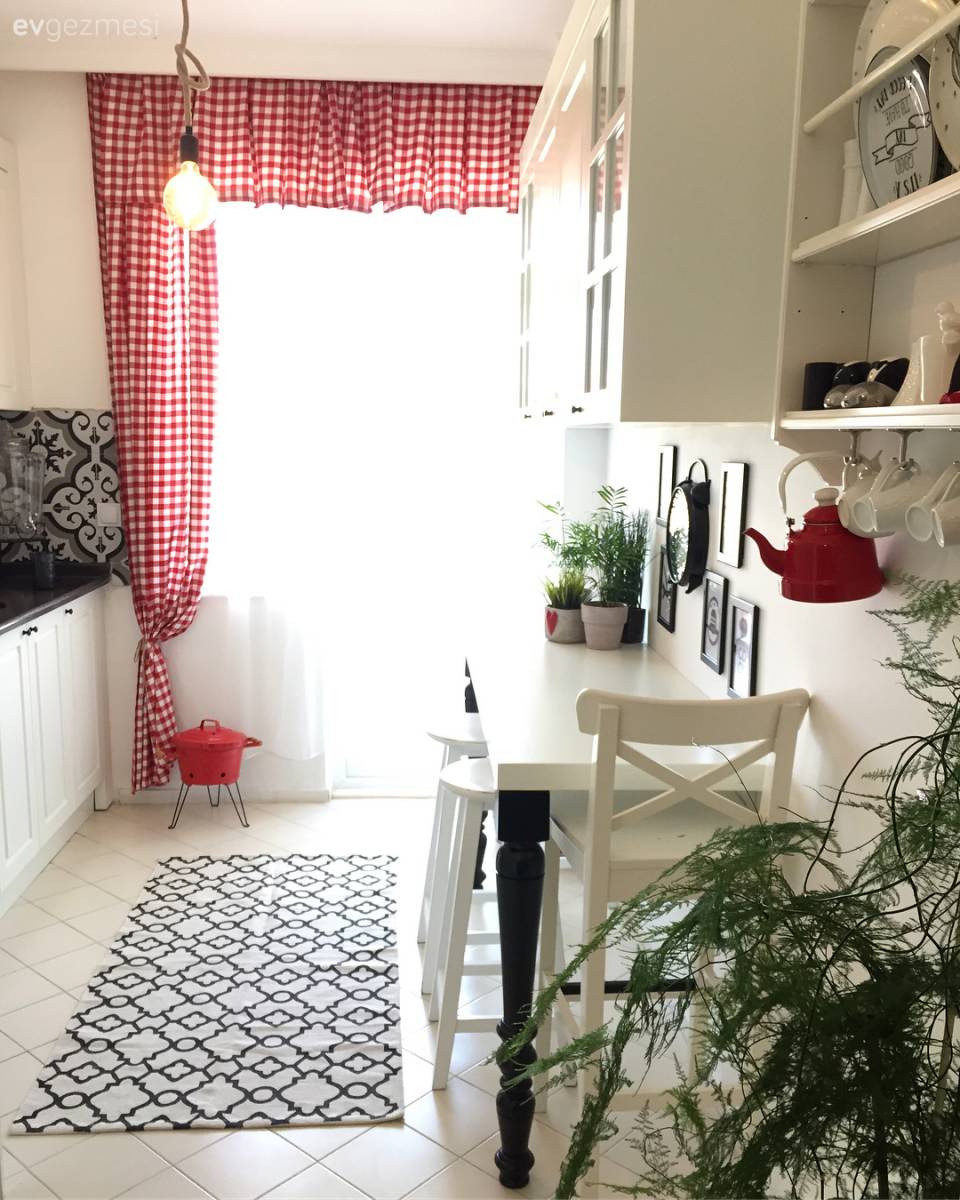 Mutfağınız İçin Seçebileceğiniz 20+ Mutfak Perdesi Modeli