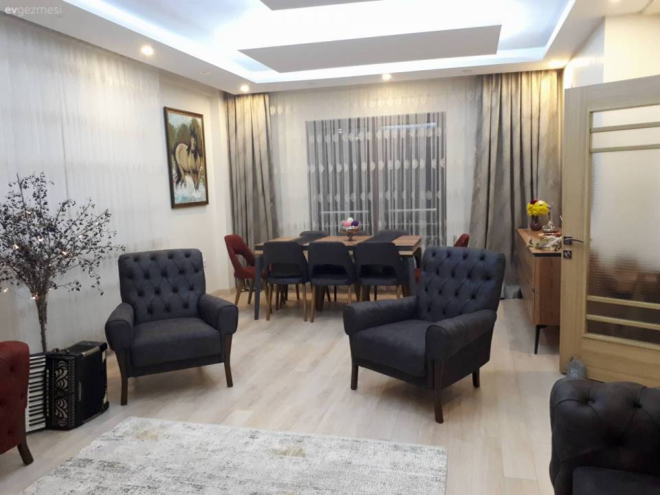 Tuba hanımın evinde keyifli ve stil sahibi bir dekor..