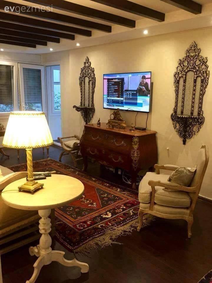 Rabia hanımın gustavyen stilde, şık ve özgün evi..