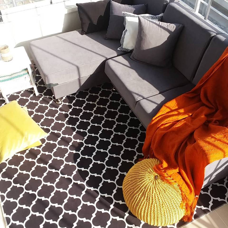 Yanık Turuncu ve Grinin Sıcak Enerjisi: Birsen Hanım'ın Şahane Dekoru