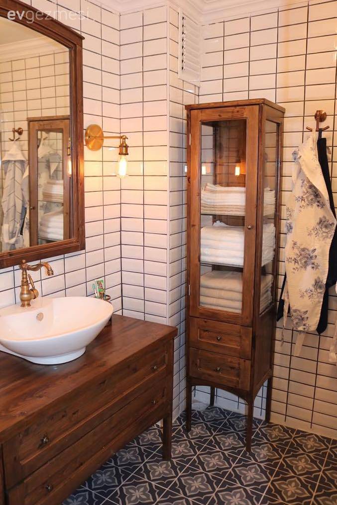 Banyo Dolabı Modelleri: Farklı Çeşitler ve Popüler Tasarımlar