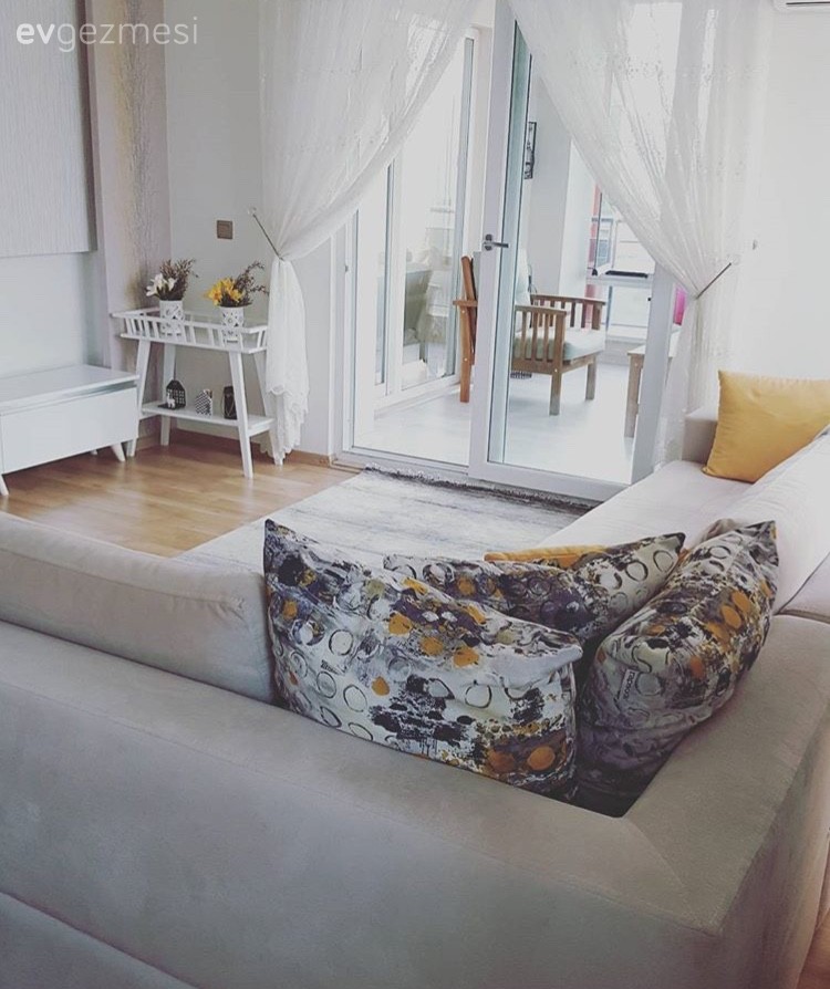 Keyifli detaylarla dolu naturel ve romantik bir ev..