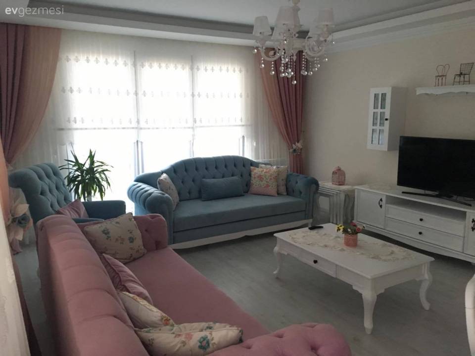 Pastel tonlar, zarif ve pozitif bir atmosfer. Esma hanımın keyifli evi