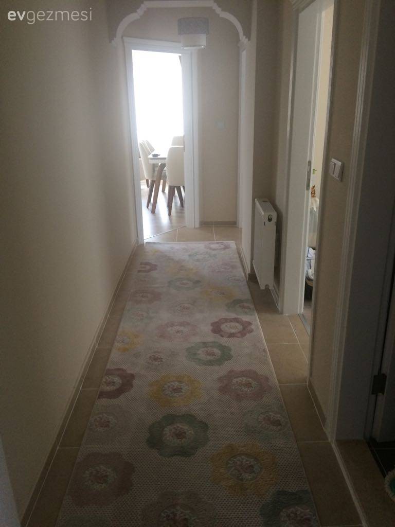 Çatı katında abartıdan uzak ve konforlu. Arzu hanımın keyifli evi..