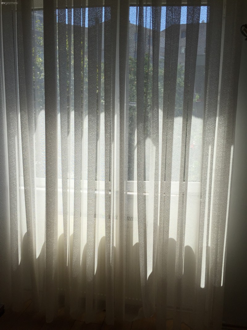 Yeni evime kısa gelen perdeler için ne yapabilirim?