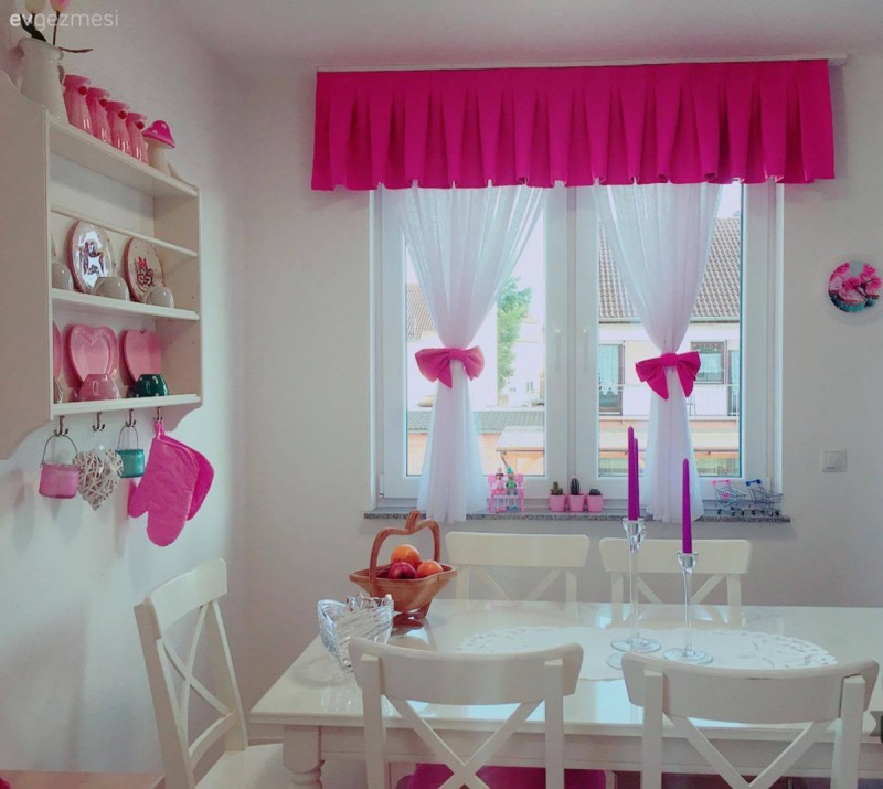 Romantik ve cıvıl cıvıl bir alan: Naciye hanımın evi..