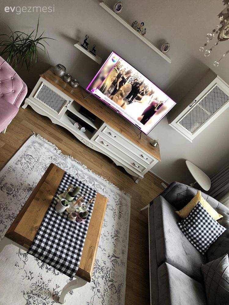 Abartıdan uzak, keyifli bir dekor. Kübra hanımın tatlı evi.