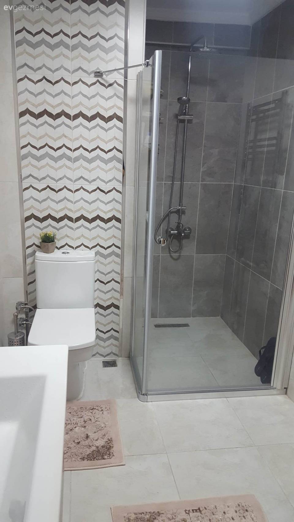 Sade, şık çizgide bir dekor.. Gülden hanımın evi, yeni karelerle..