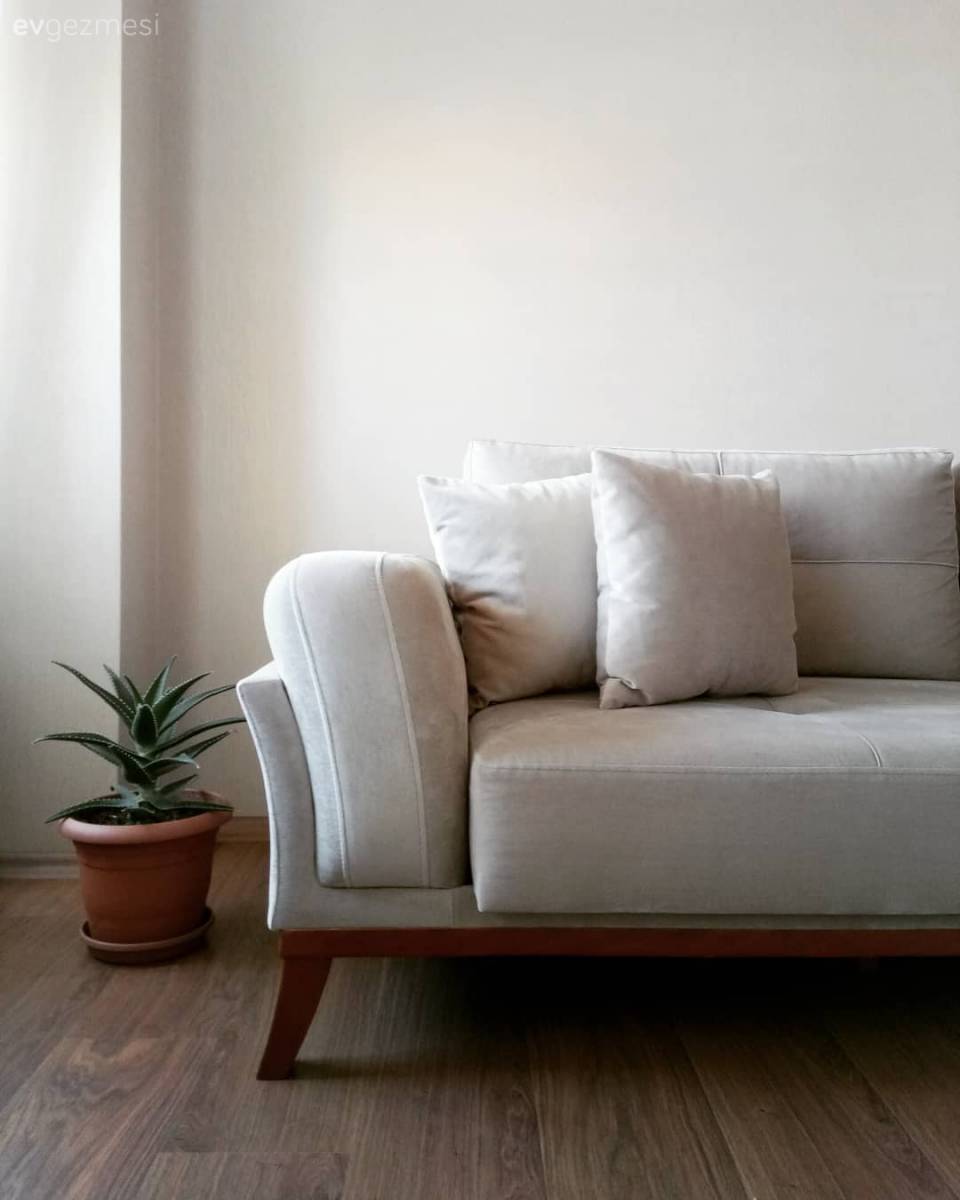 Minimalist yaşam, minimalist dekor. Rabia hanımın sade evinden..