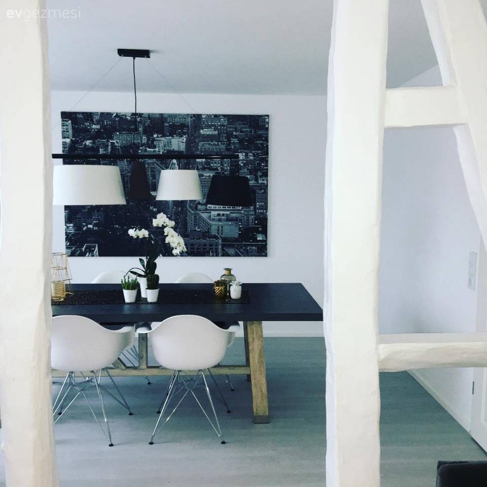 Modern stile rustik esintiler. Stil sahibi ve özgün bir ev.