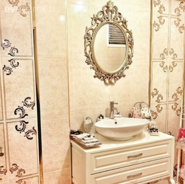 Her odası kendi içinde uyumlu, farklı stillerde, sofistike bir dekor..