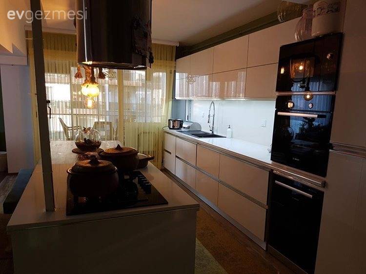 Modern Stile Rustik Dokunuşlar: Cemile Hanım'ın Şık ve Sıcak Dekoru