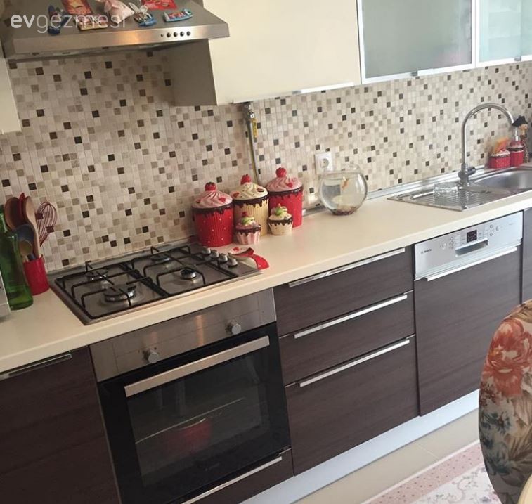 Merve hanımın avangart stile sıcak dokunuşlar kattığı, göz alıcı evi..