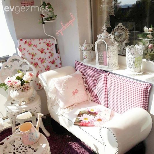 Heykelimsi mobilyalarla Nesrin hanımın antik stil evi..