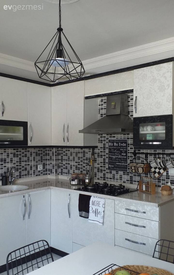 Bu Evde Modern Stil El Emeği Dokunuşlar ile Kimlik Kazanmış