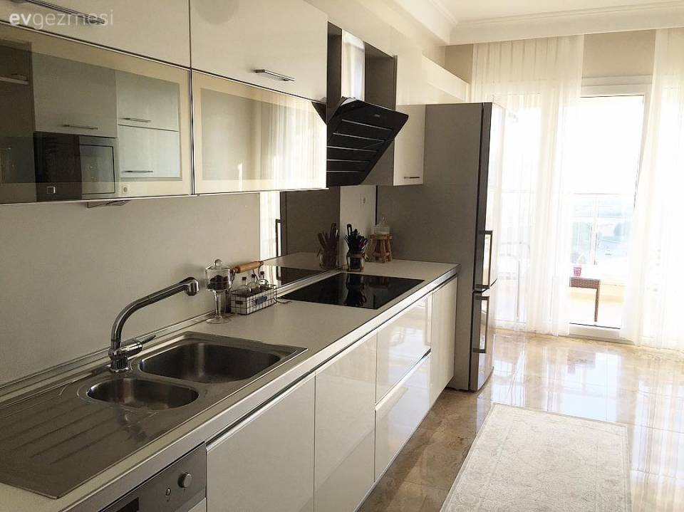 Modern Stile Keyif Katan Detaylar: Cansu Hanım'ın Evi