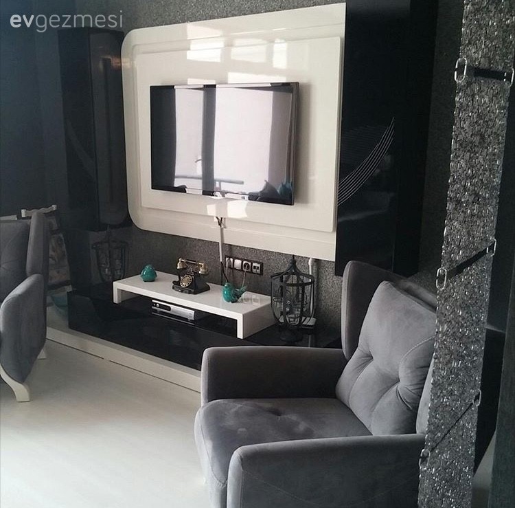 Melike hanımın serin tonlarda modern ve stil sahibi evi..