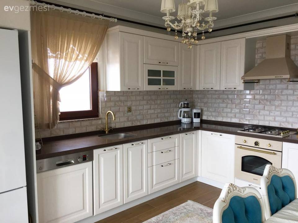 Klasik stile genç bir yorum.. Nur hanımın ışıl ışıl, şık evi.