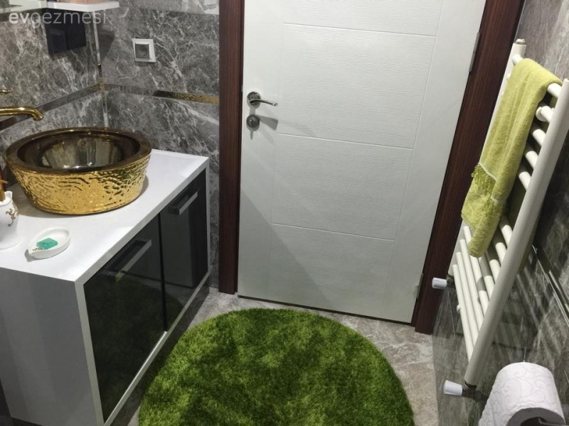 Odağında yeşil renkle, Derya hanımın özgün ve şık evi..