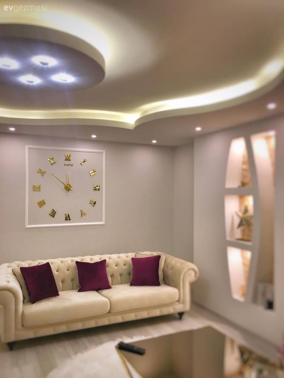 Bu Şık Salonda Klasik Stile Ritim Katılmış!