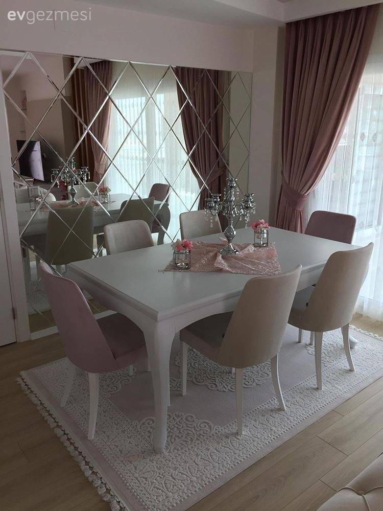 Baklava Aynalar ile Güzelleşmiş Dekorlar: Farklı Odalar, Farklı Uygulamalar!