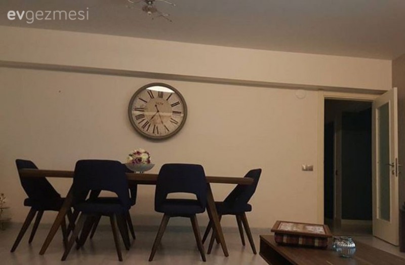 Ayça hanımın toprak tonlarını, ahşapla tamamladığı dingin evi..