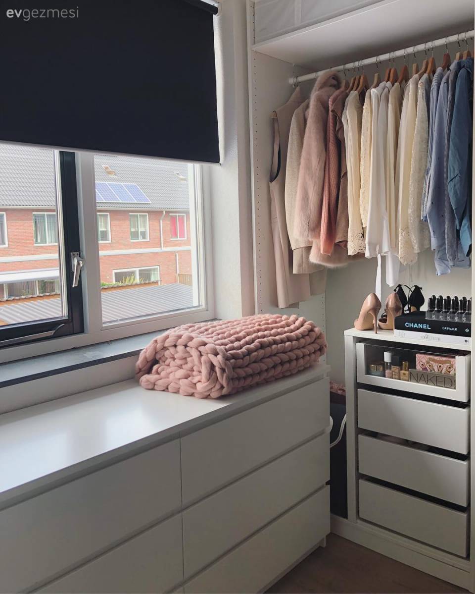 Size İlham Verecek 40+ Giyinme Odası Fikri ve Modeli
