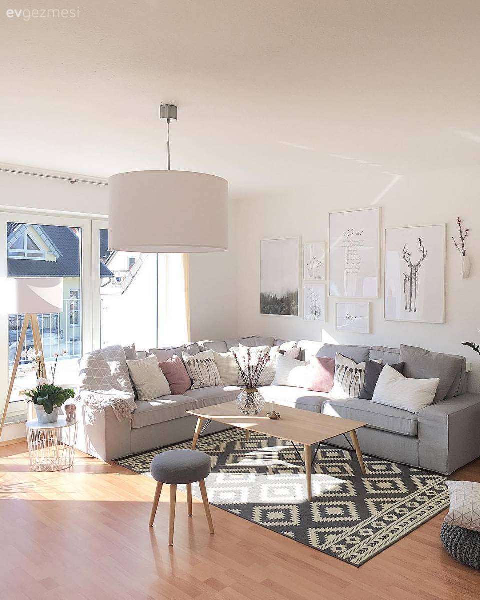 Modern Evler İçin Aydınlatma Seçimleri: Avize, Sarkıt ve Lambader