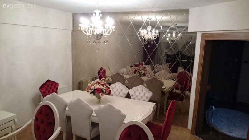 Baklava Aynalar ile Güzelleşmiş Dekorlar: Farklı Odalar, Farklı Uygulamalar!