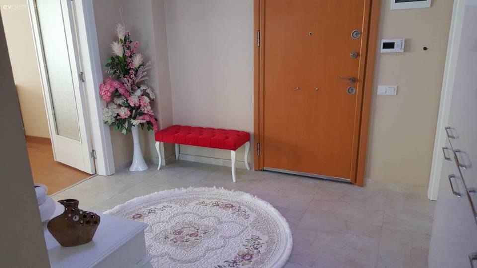 Farklı stiller, sıcak ve şık bir ev. Leyla hanımın evi.