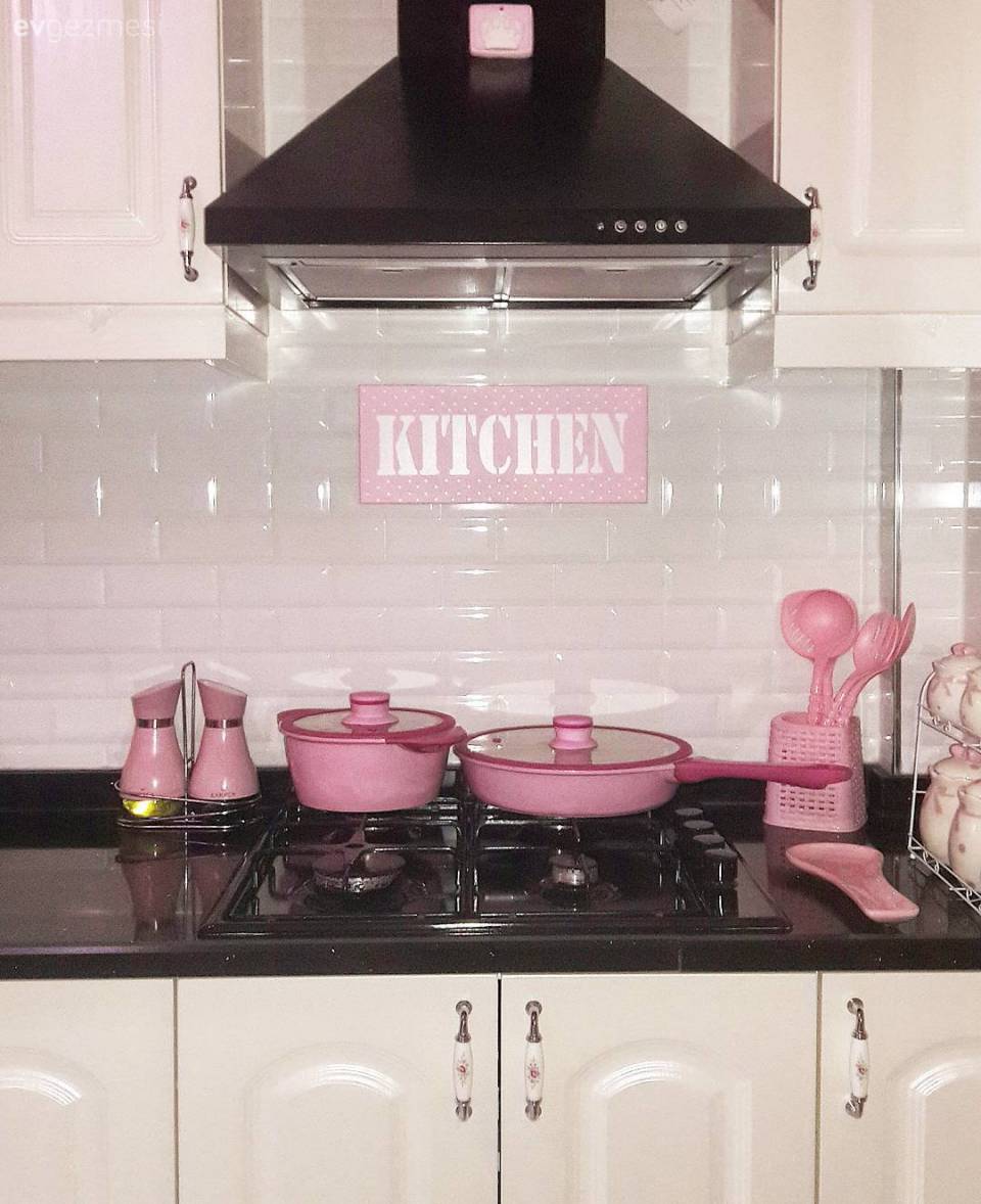 Feminen ışıltılar.. Gülşah hanımın zarif ve şık evinden.