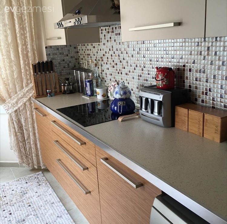 Selda hanımın odağında sıcaklık olan keyifli evi..