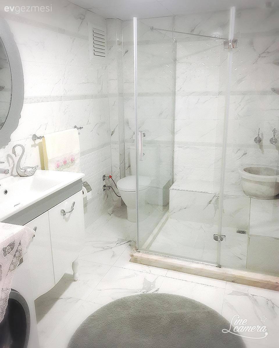 Cıvıl cıvıl renkler, romantik desenler. Özlem hanımın yeni evinden..