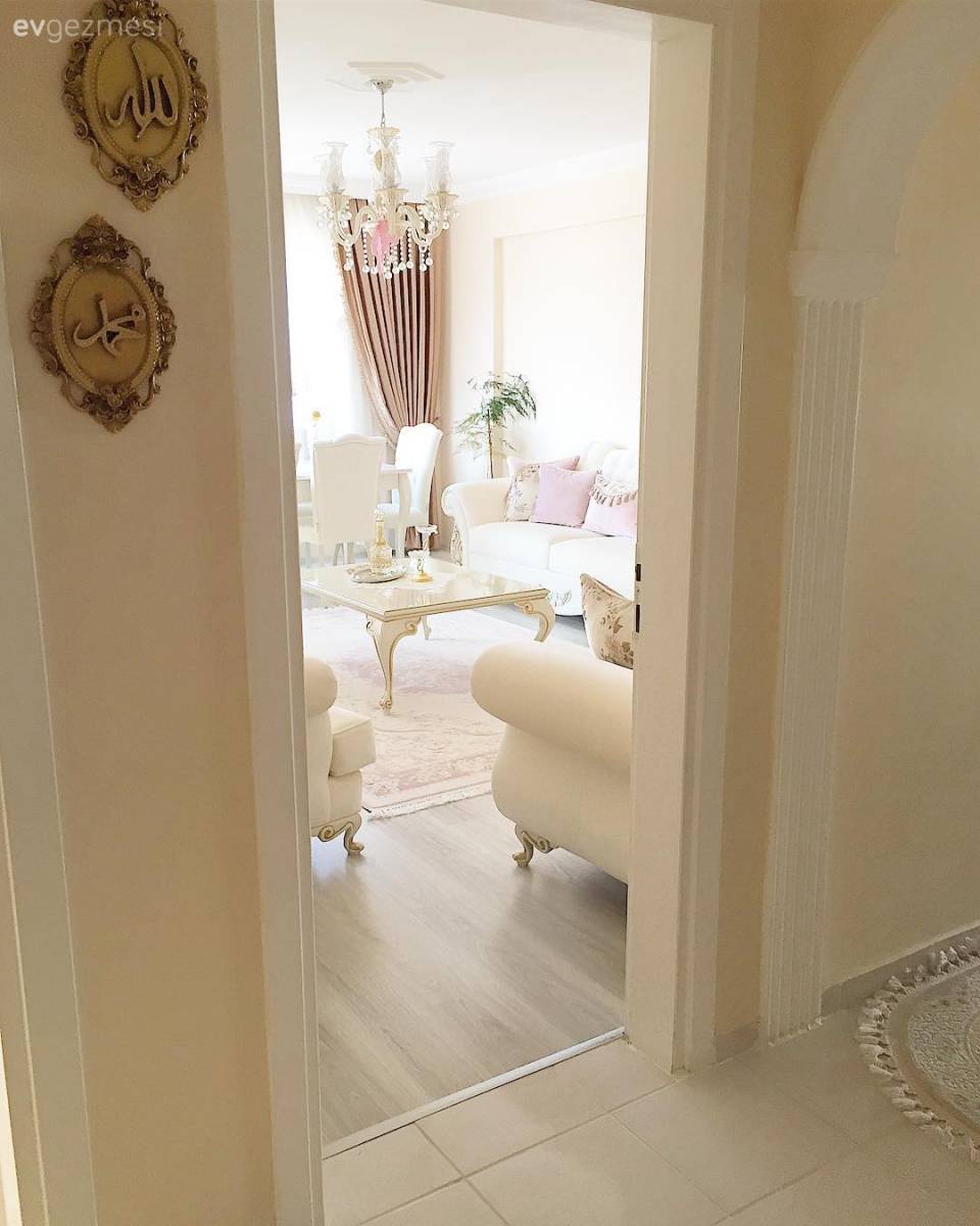 Feminen ışıltılar.. Gülşah hanımın zarif ve şık evinden.