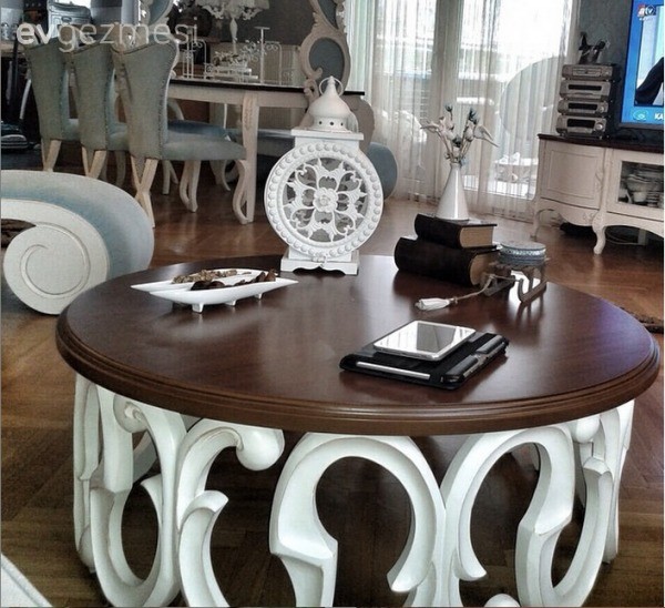 Serap Hanım'ın Futuristik Avangart Tarzı Farklı Evi