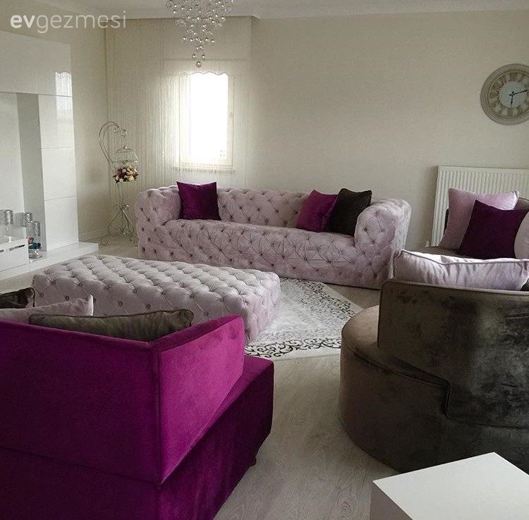 Orta Sehpa Seçiminizi Kolaylaştıracak 18 İpucu: Farklı Tasarımlı Örnekler