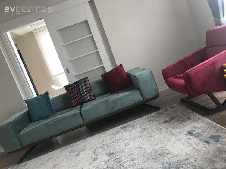 Modern stile kişilik katılmış bir dekor. Hatice hanımın evi..