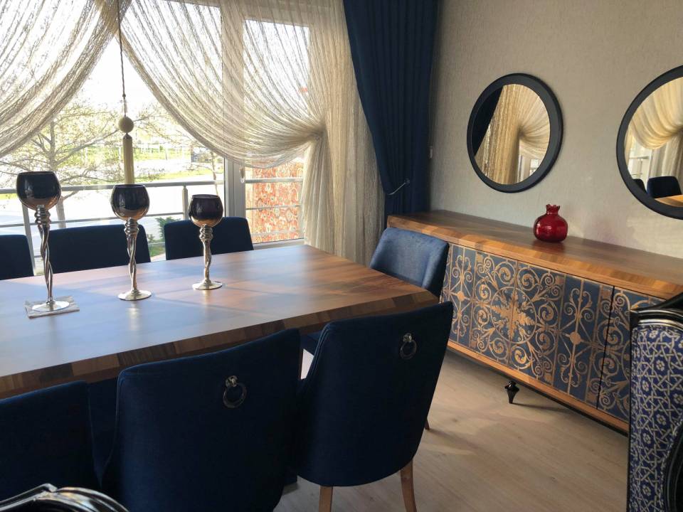 Etkileyici Olduğu Kadar Keyifli De Bir Ortam: Selma Hanım'ın Evi