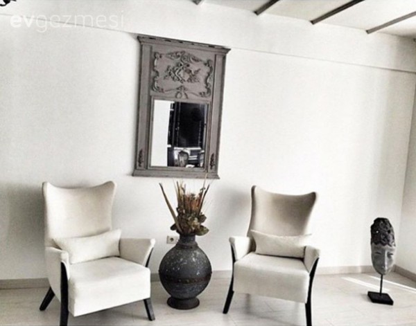 Doğal ton ve malzemelerle stil sahibi ve konforlu bir ev