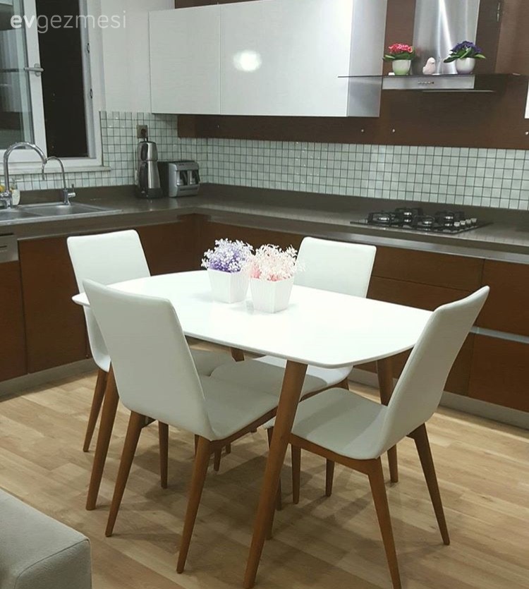 Keyifli detaylarla dolu naturel ve romantik bir ev..