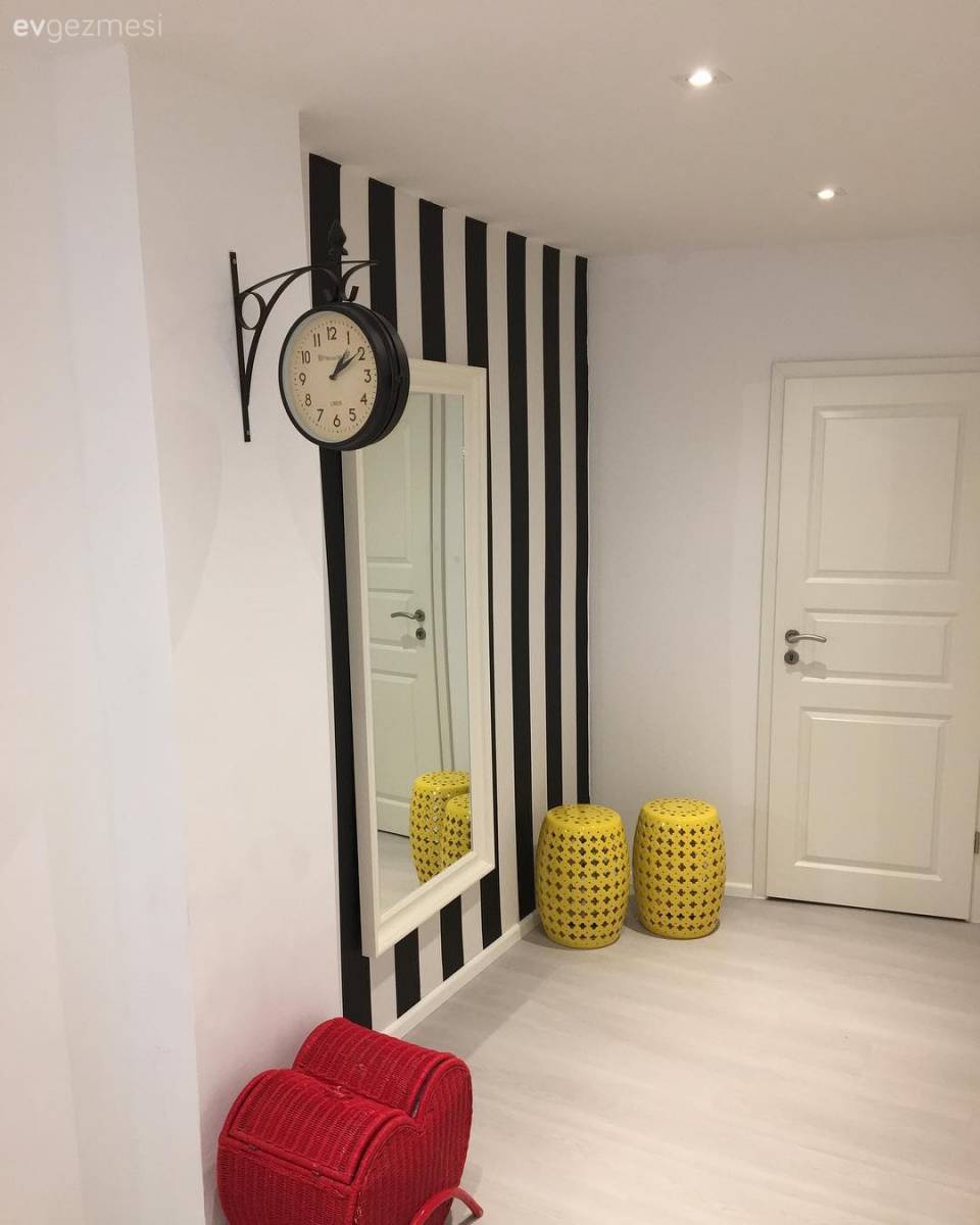 Modern stile rustik esintiler. Stil sahibi ve özgün bir ev.